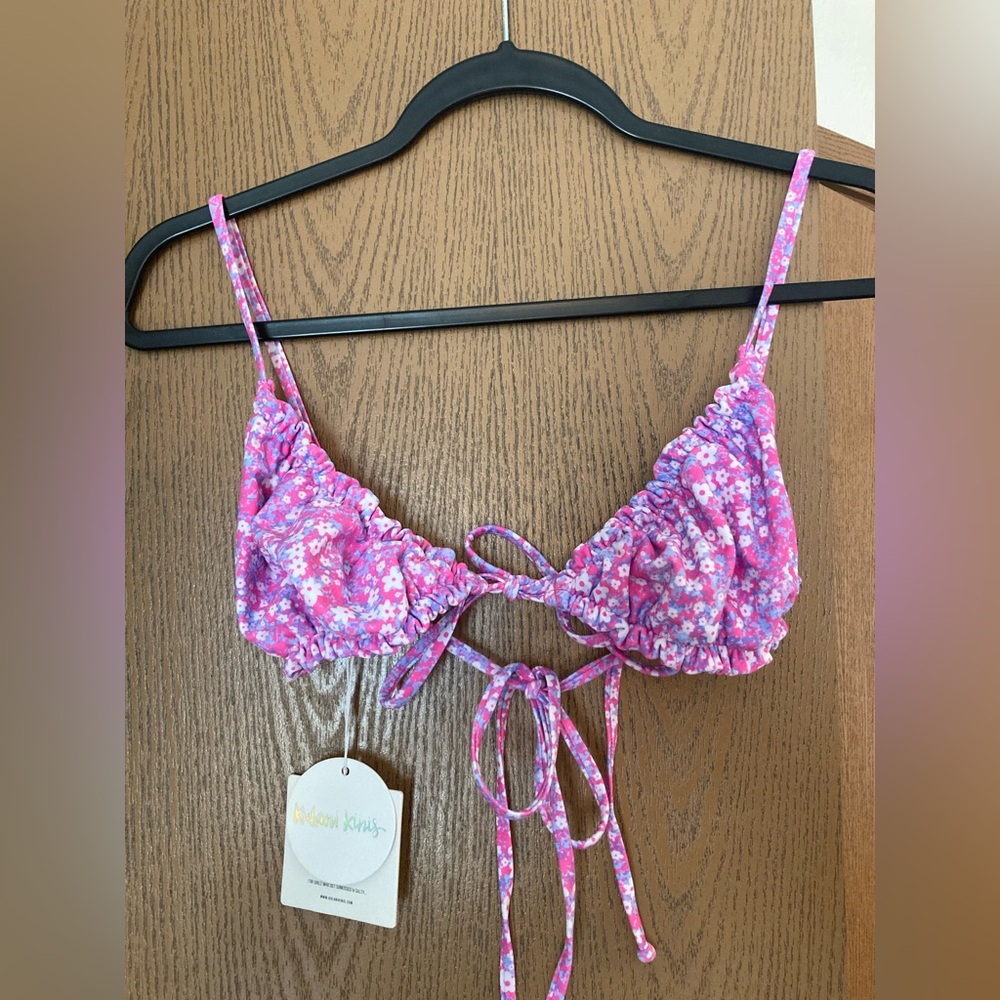 Kulani Kinis Bikini Top (Grape Spritz)